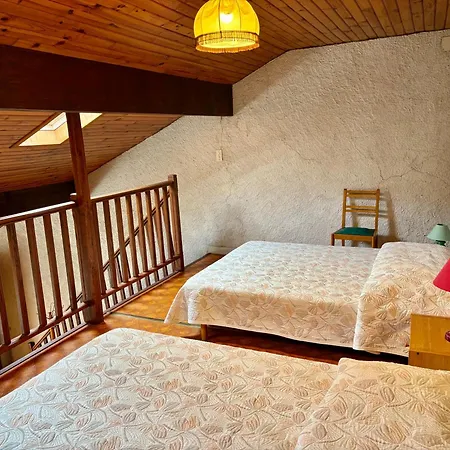 Maison Usclade 度假居 *